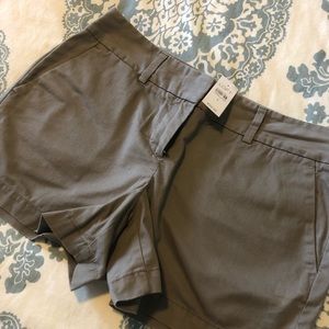 LOFT khaki shorts— never worn, tags attached!